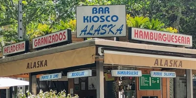 Salvar Alaska Bar