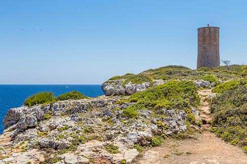 Wachturm Torre del Serral dels Falcons