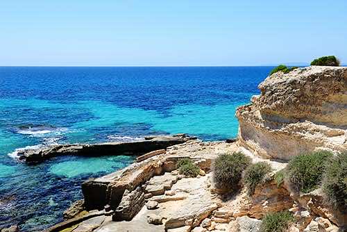 clear water in Mallorca's bays