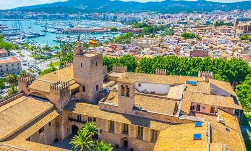 Sie sollten sich nicht auf ein bestimmtes Reiseziel in Mallorca festlegen, wenn Sie erst kurzfristig Ihren Urlaub buchen.