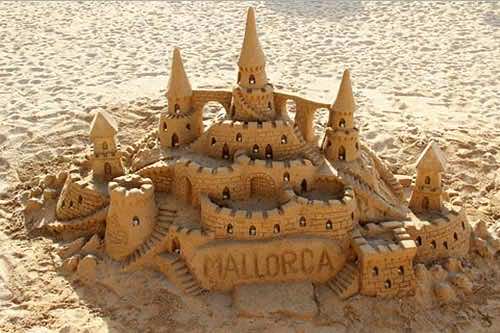 sand sculptures in Mallorca